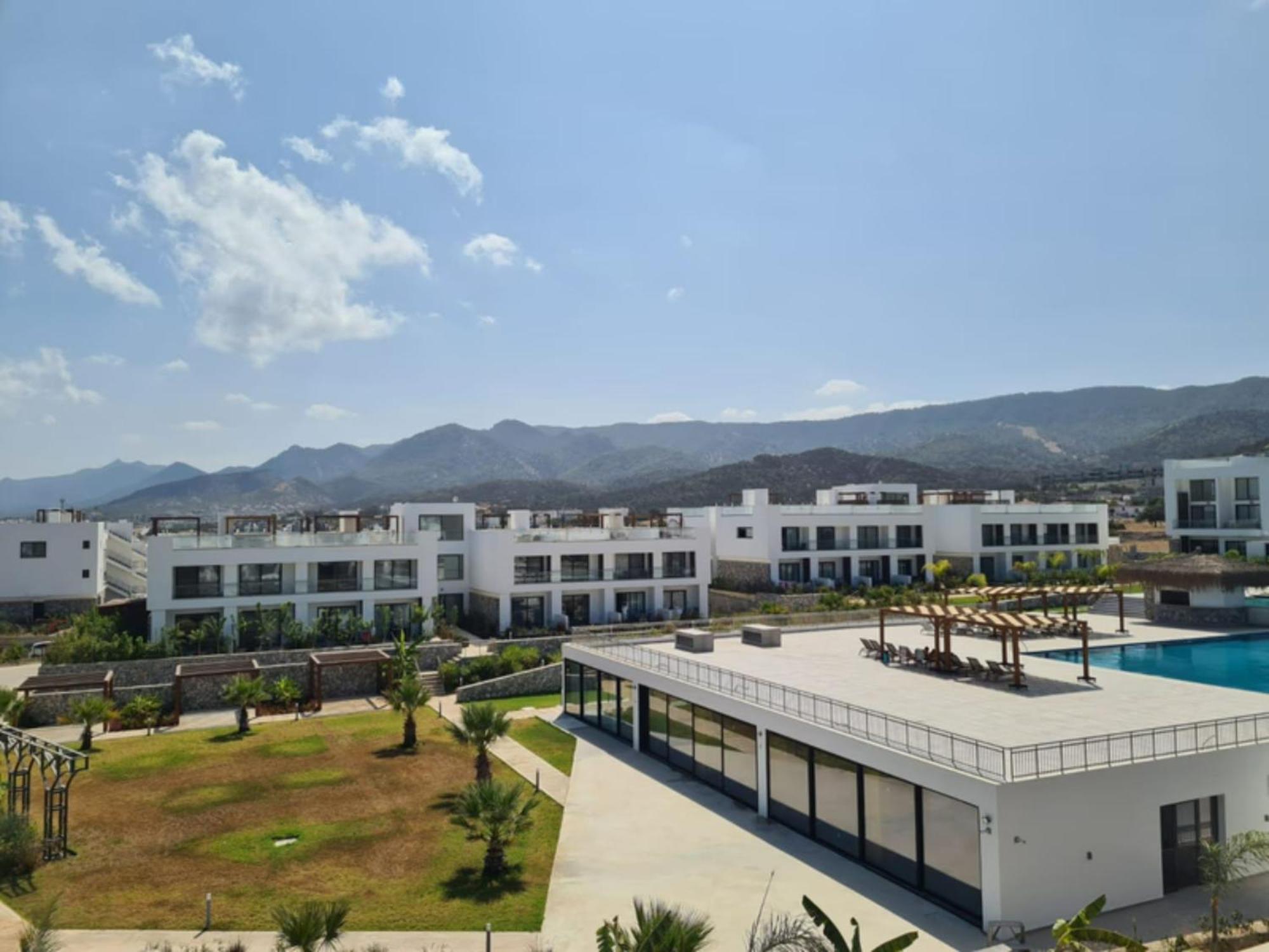 Beachfront Penthouse Studio Apartment, Eco Wellness Resort, Heated Pool Kyrenia  Exterior foto